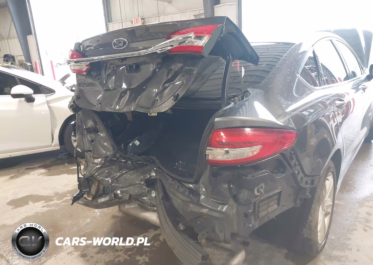 2018 Ford Fusion Hybrid S VIN:3FA6P0UU3JR261634 - 6