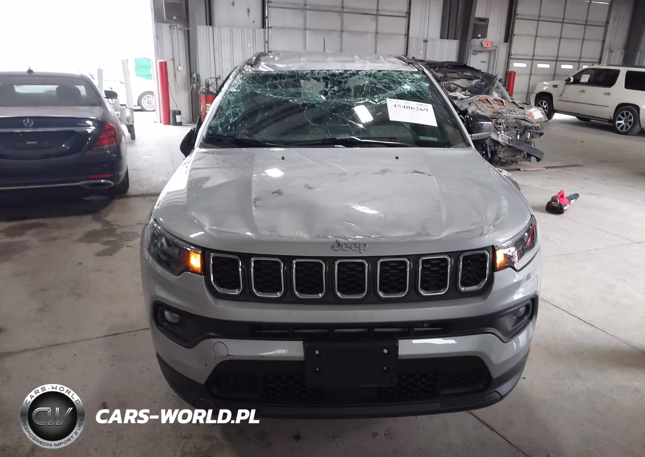 2025 Jeep Compass Latitude 4X4 VIN:3C4NJDBN5ST553574 - 11