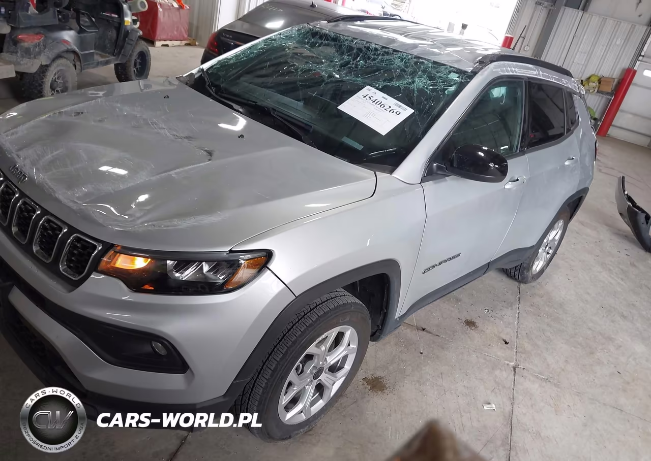 2025 Jeep Compass Latitude 4X4 VIN:3C4NJDBN5ST553574 - 2