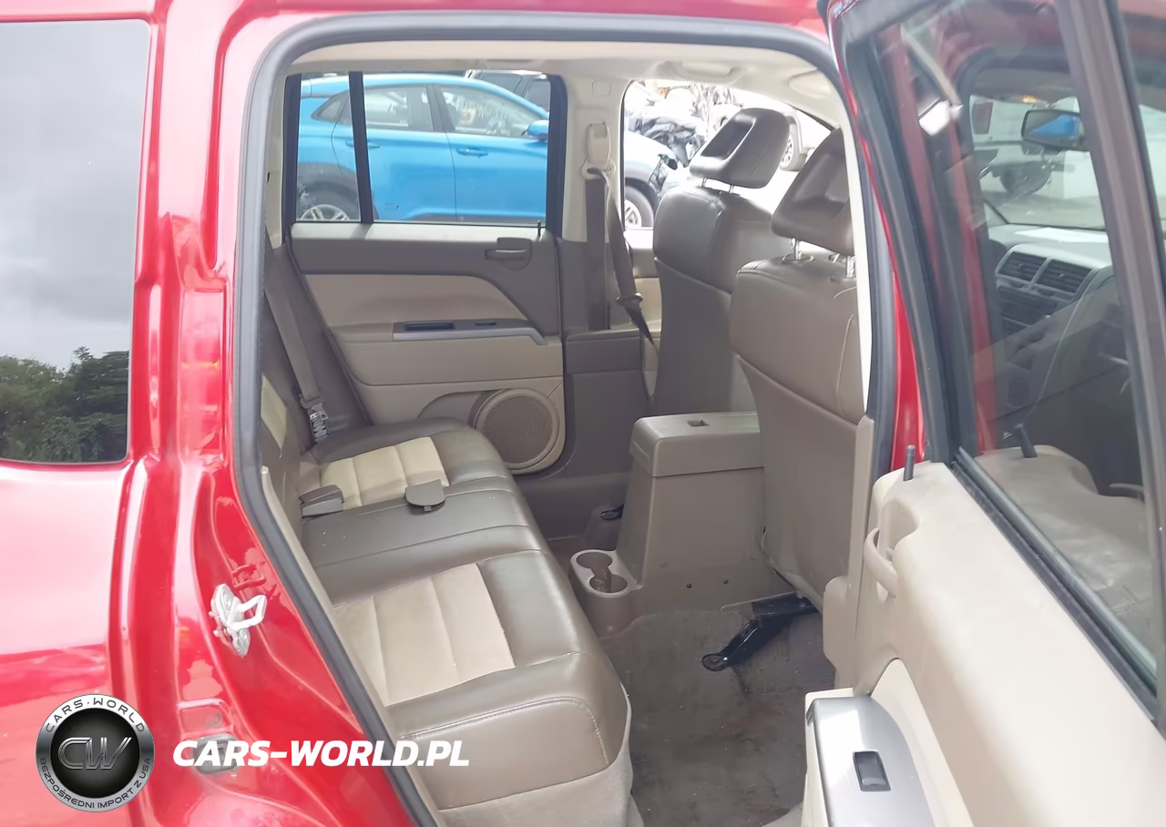 2007 Jeep Compass Limited VIN:1J8FT57W27D292190 - 8