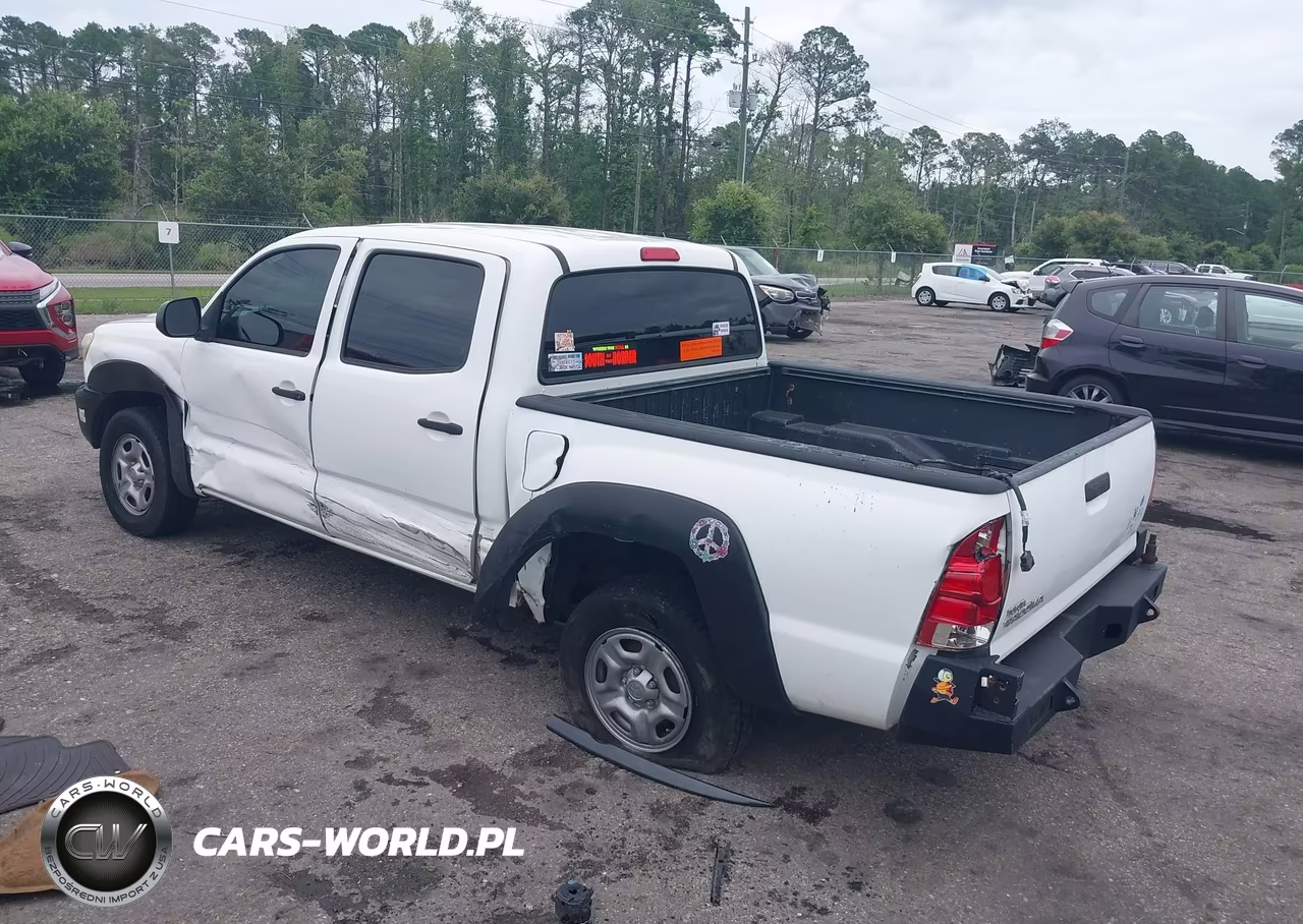 2014 Toyota Tacoma VIN:5TFJX4CN8EX040890 - 3