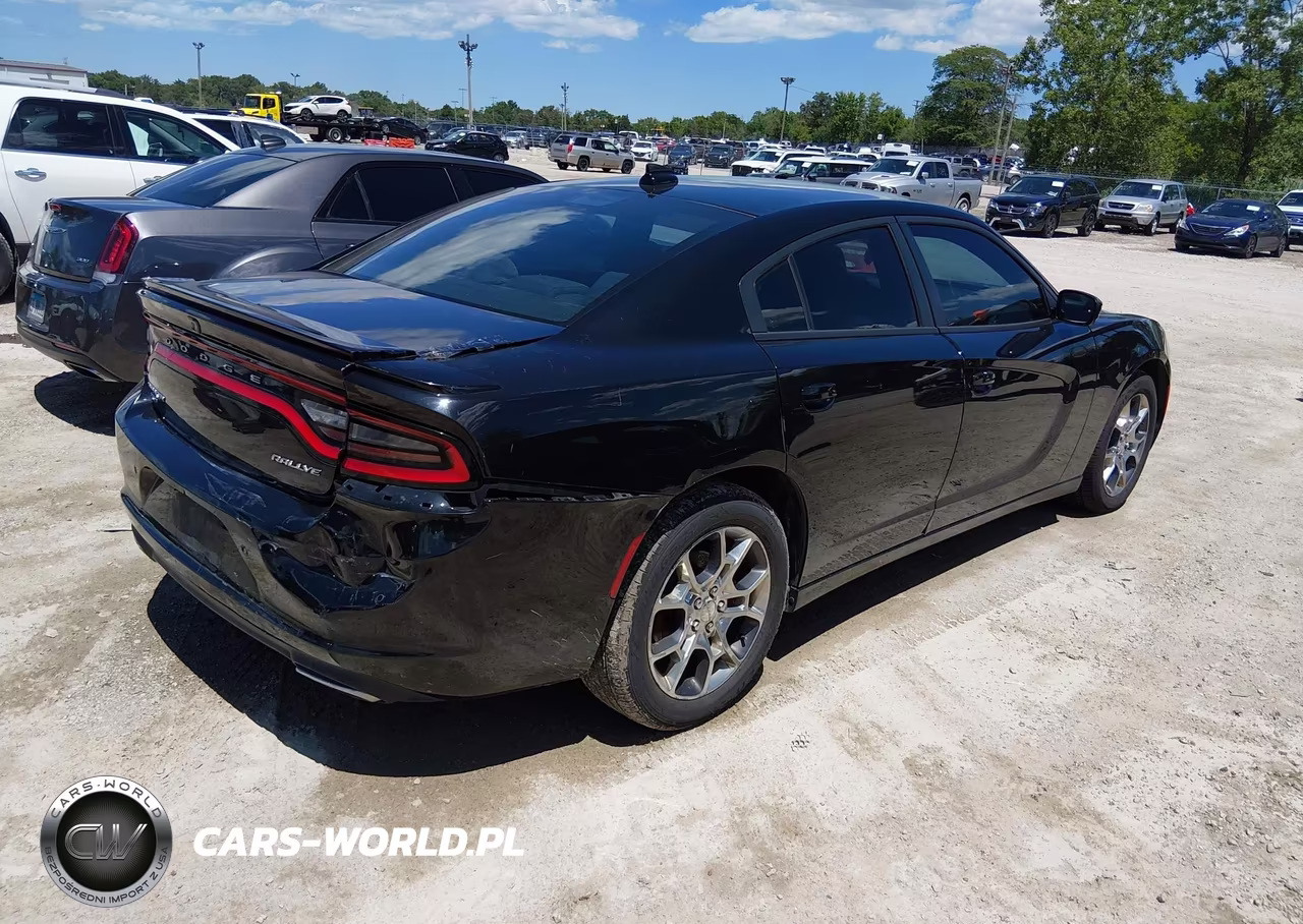 2015 Dodge Charger Sxt VIN:2C3CDXJG1FH875666 - 4