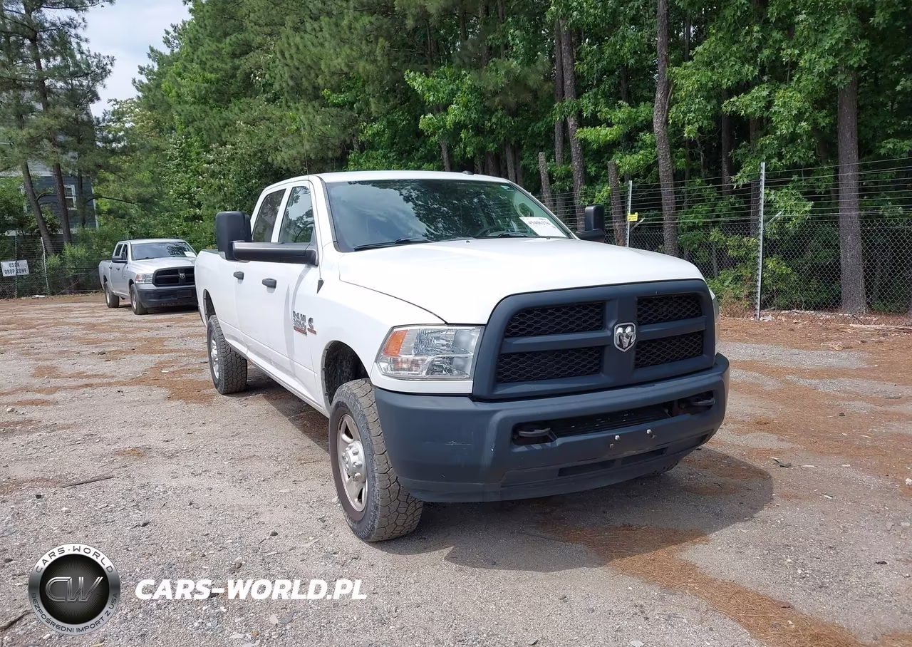 2017 Ram 3500 Tradesman 4X4 8' Box
