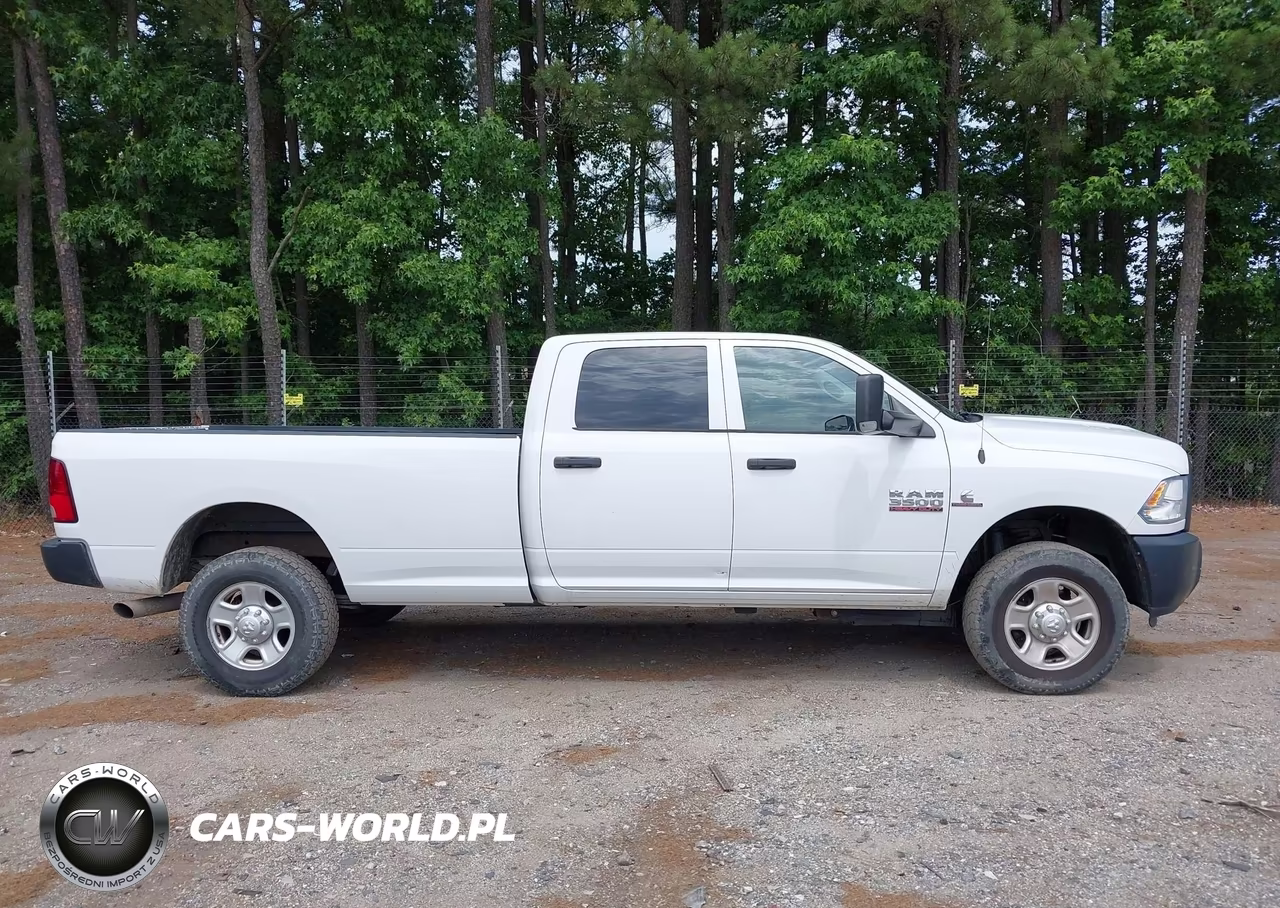 2017 Ram 3500 Tradesman 4X4 8' Box VIN:3C63R3GL7HG711245 - 13