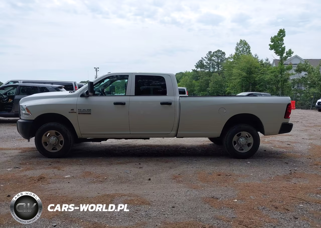 2017 Ram 3500 Tradesman 4X4 8' Box VIN:3C63R3GL7HG711245 - 14