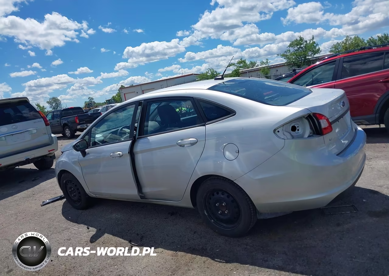 2011 Ford Fiesta Se VIN:3FADP4BJ9BM238767 - 15