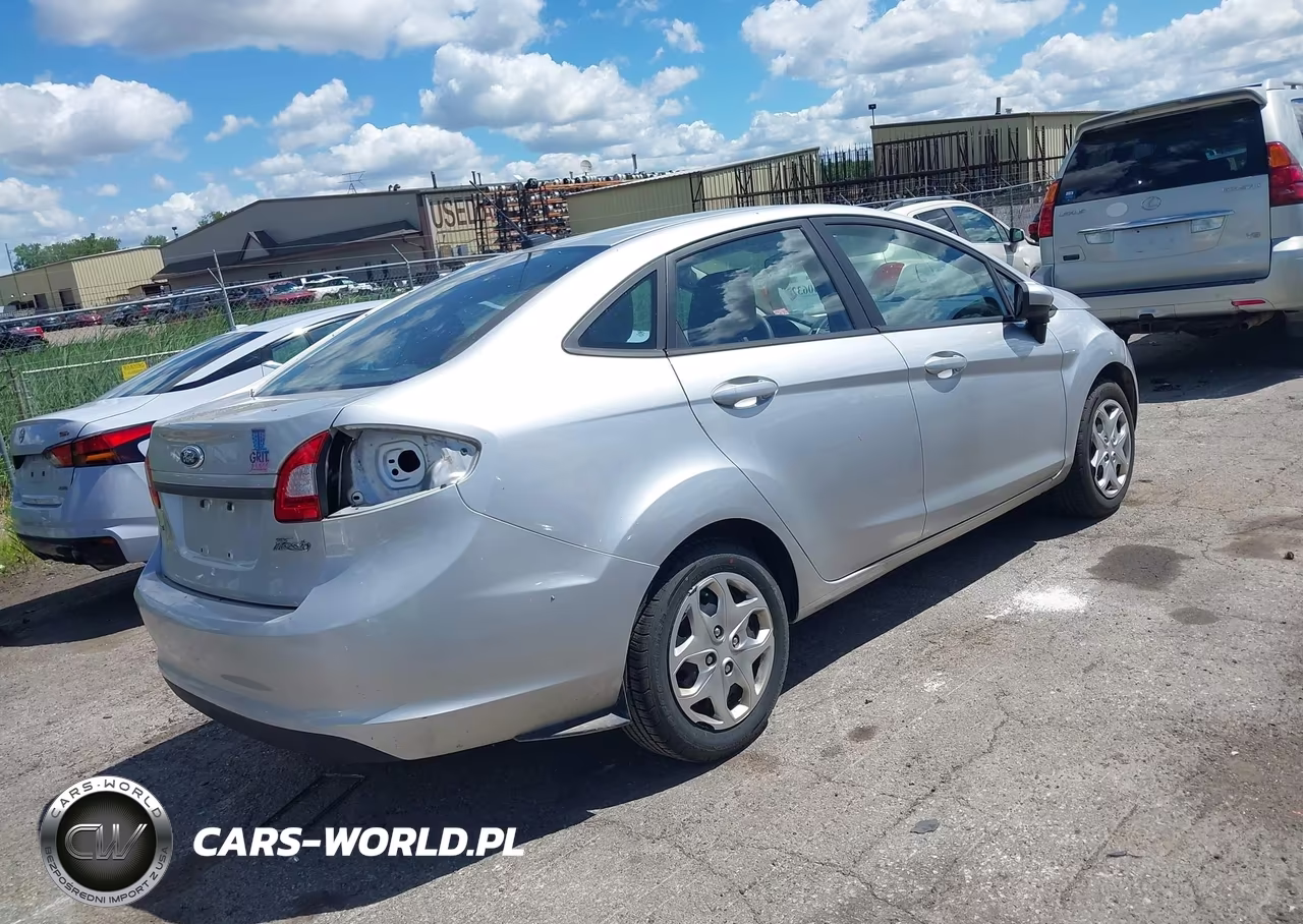 2011 Ford Fiesta Se VIN:3FADP4BJ9BM238767 - 4