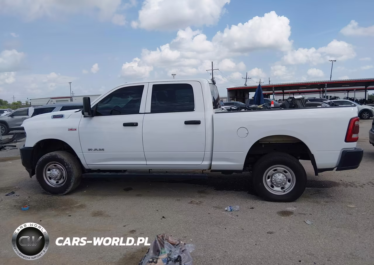2022 Ram 2500 VIN:3C6UR5CJ6NG118993 - 14
