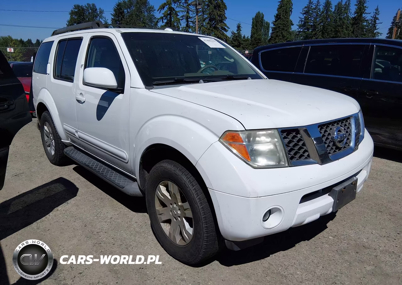 2006 Nissan Pathfinder Le