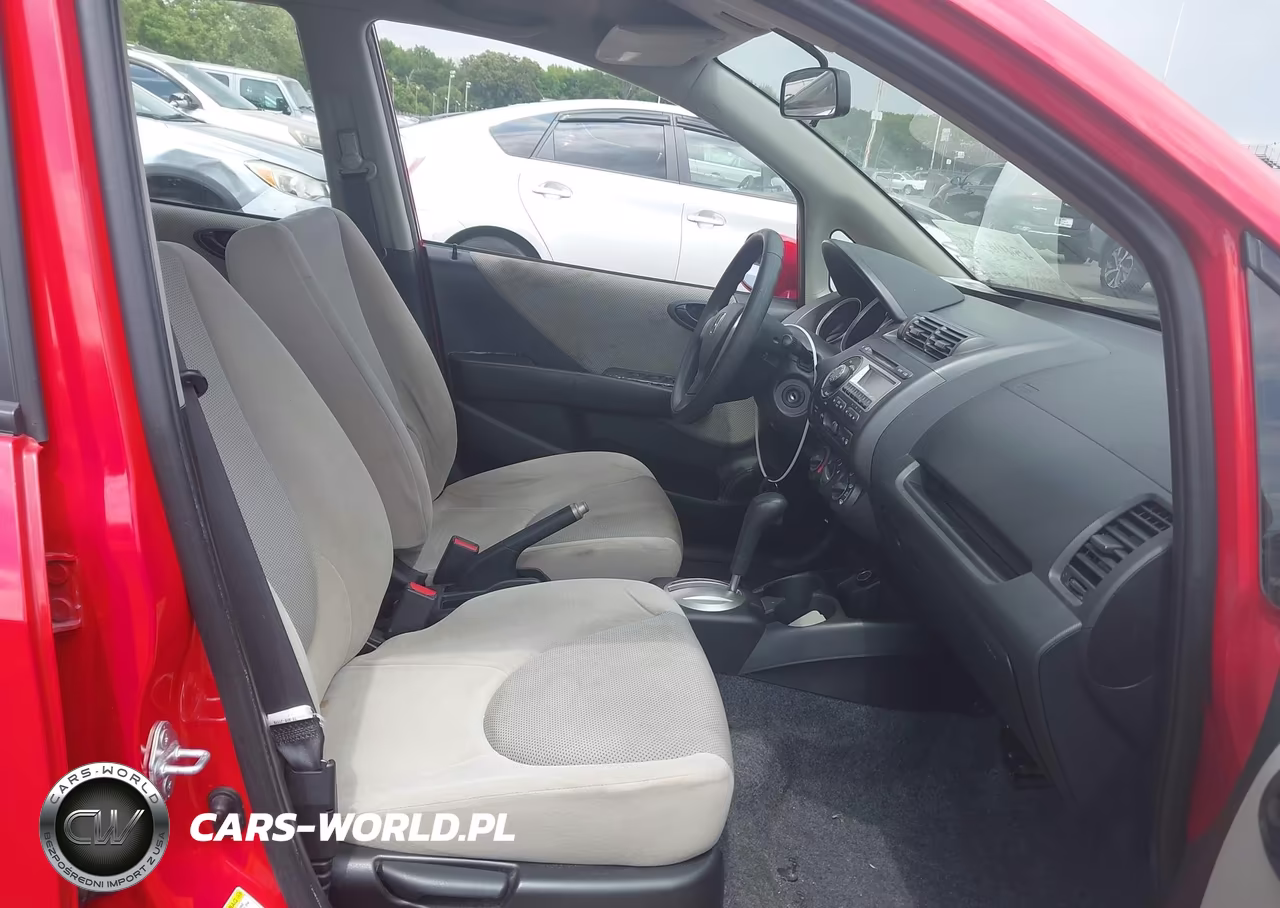 2007 Honda Fit VIN:JHMGD38427S055154 - 5