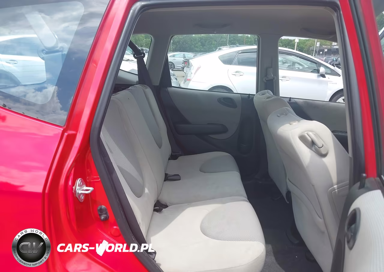 2007 Honda Fit VIN:JHMGD38427S055154 - 8