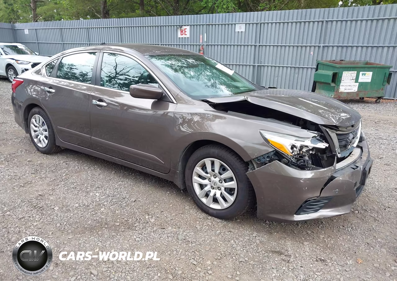 2016 Nissan Altima 2.5 S – zdjęcie 1 z 11