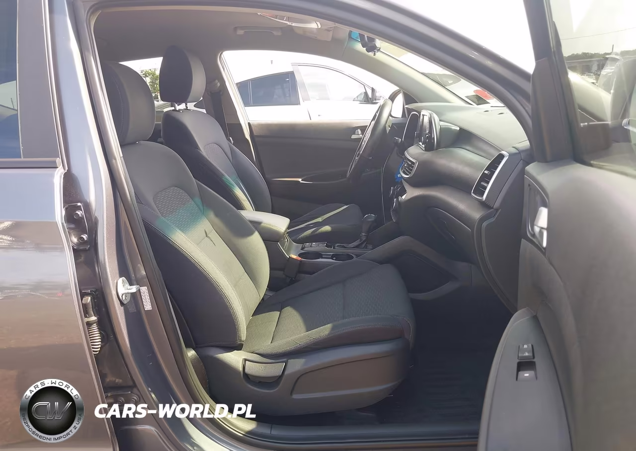 2019 Hyundai Tucson Value VIN:KM8J3CA4XKU077111 - 5