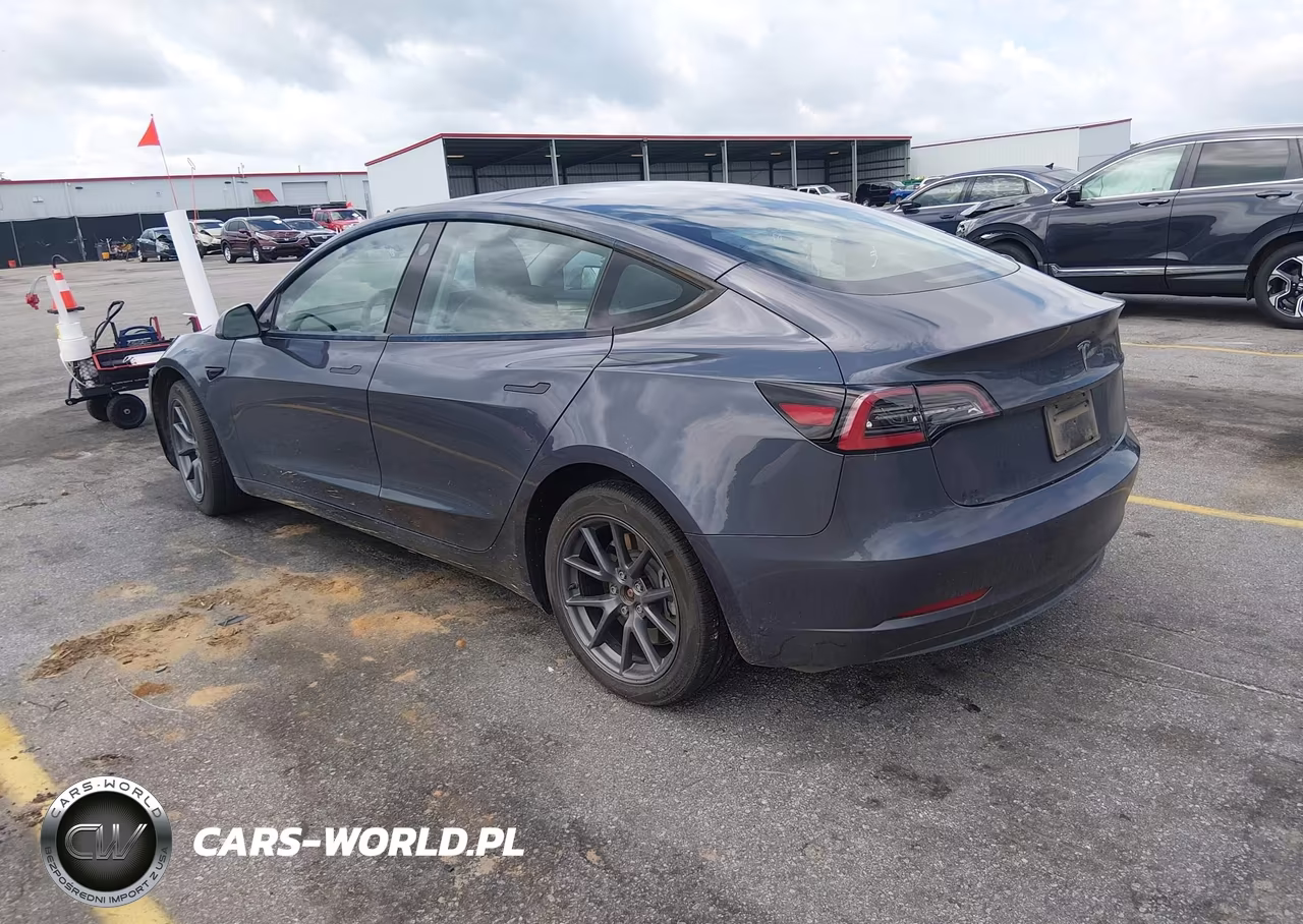 2023 Tesla Model 3 Rear-Wheel Drive VIN:5YJ3E1EA7PF556145 - 3