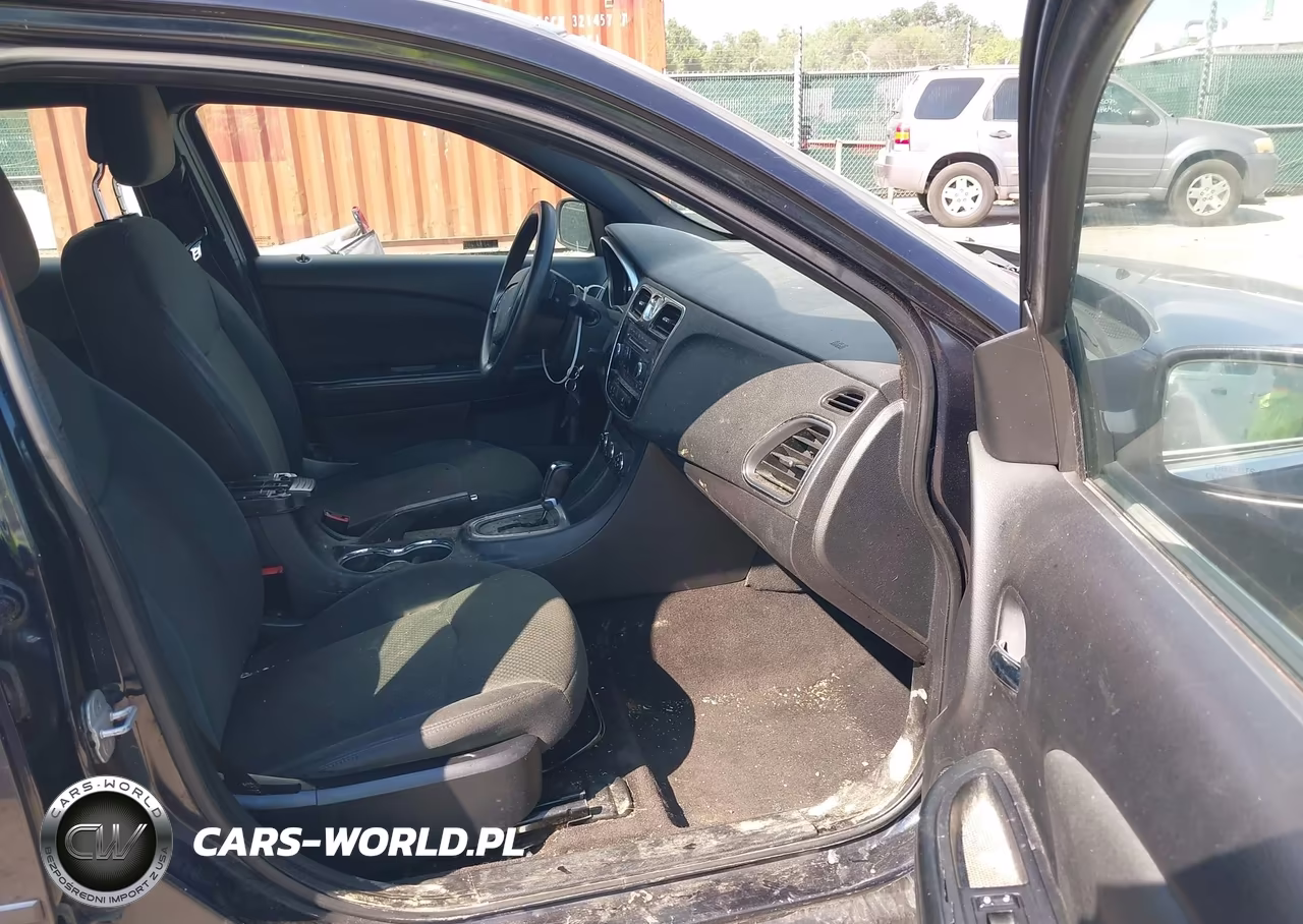 2011 Chrysler 200 Lx VIN:1C3BC4FB2BN557910 - 5