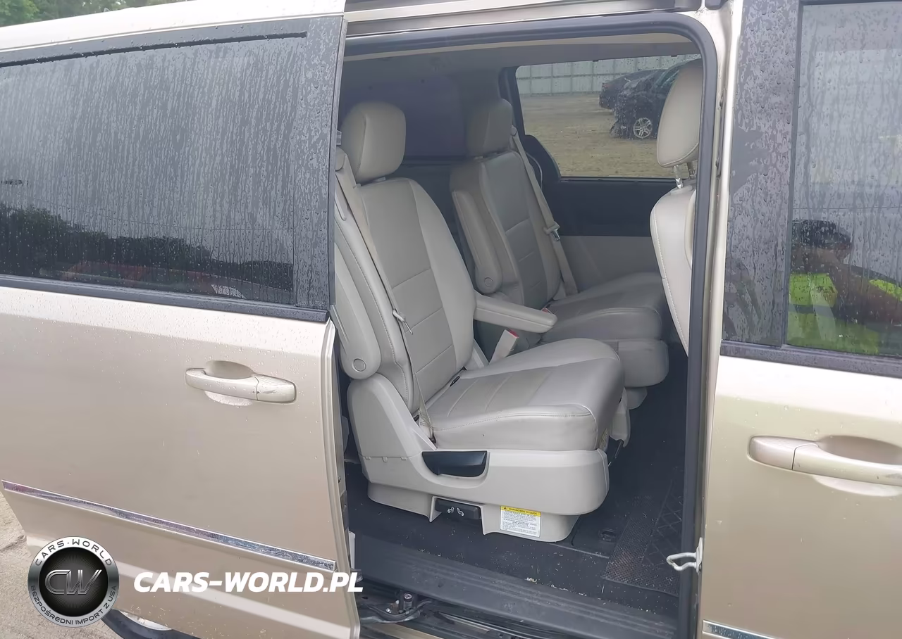 2008 Dodge Grand Caravan Sxt VIN:2D8HN54X08R147155 - 8