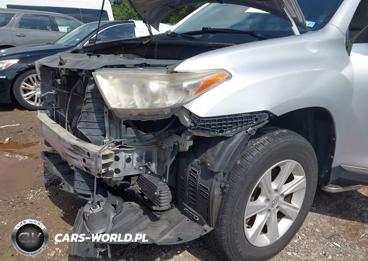 2013 Toyota Highlander Base Plus V6 VIN:5TDZK3EH7DS140180 - 6