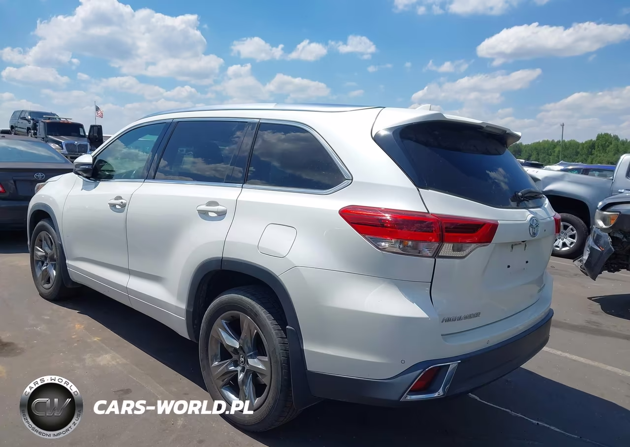 2017 Toyota Highlander Limited Platinum VIN:5TDDZRFH6HS463830 - 3