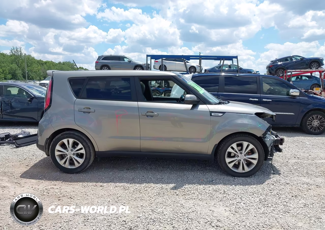 2015 Kia Soul + VIN:KNDJP3A59F7128264 - 14