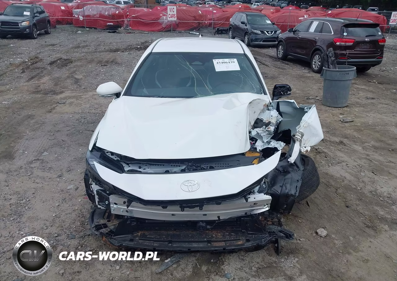 2026 Toyota Camry Se VIN:4T1DAACKXTU721243 - 12