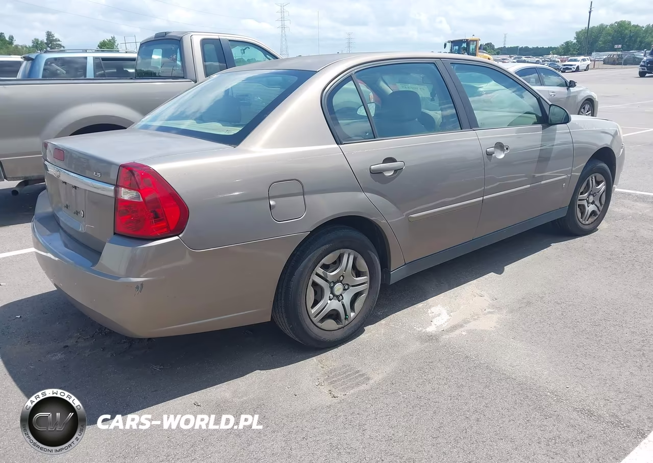 2007 Chevrolet Malibu Ls VIN:1G1ZS58F67F153313 - 4