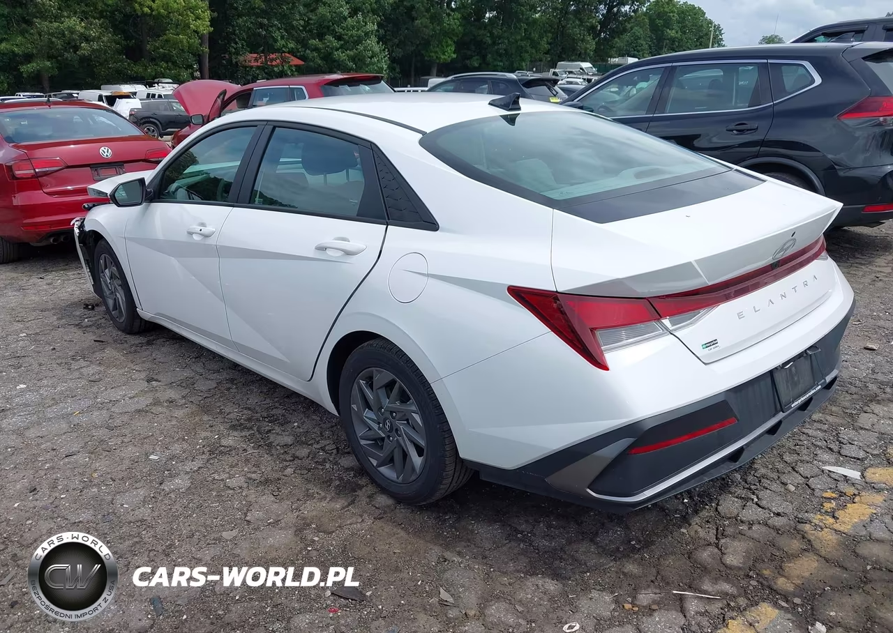 2024 Hyundai Elantra Sel VIN:KMHLM4DG7RU699533 - 3