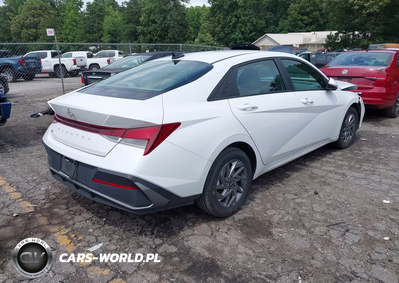 2024 Hyundai Elantra Sel VIN:KMHLM4DG7RU699533 - 4