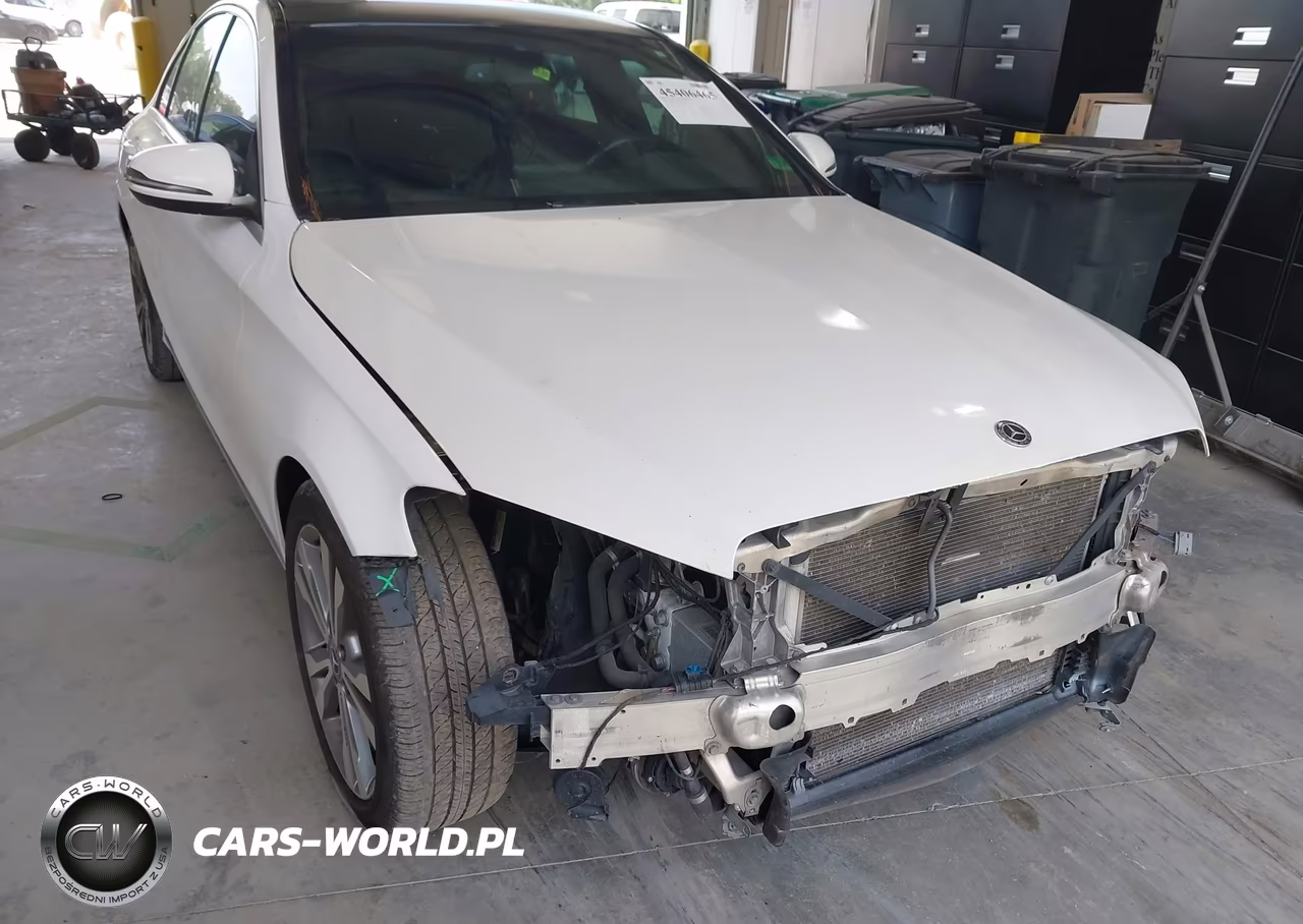 2018 Mercedes-Benz C 300 VIN:55SWF4JBXJU270340 - 6