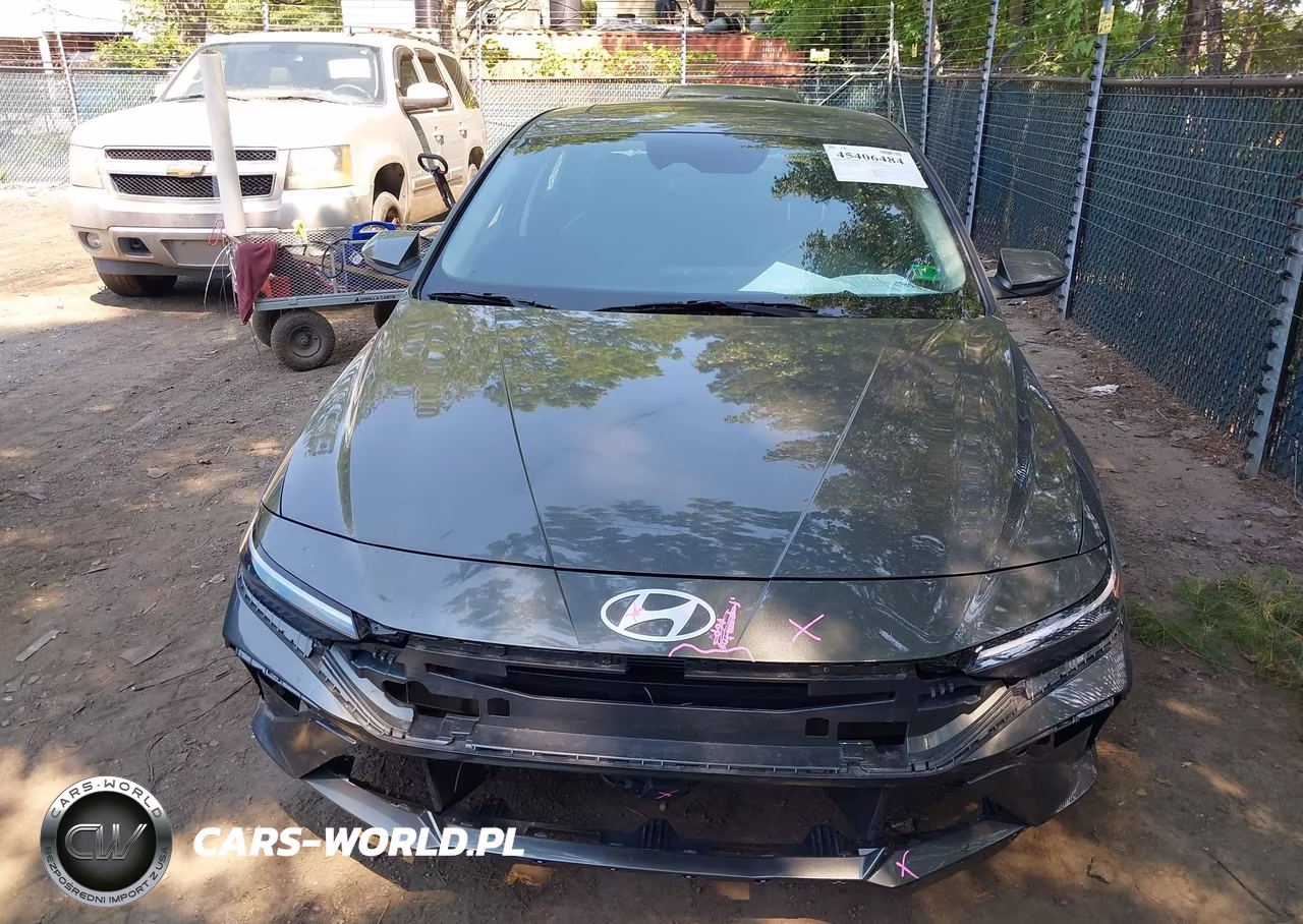 2025 Hyundai Elantra Hybrid Limited VIN:KMHLN4DJ7SU165642 - 12