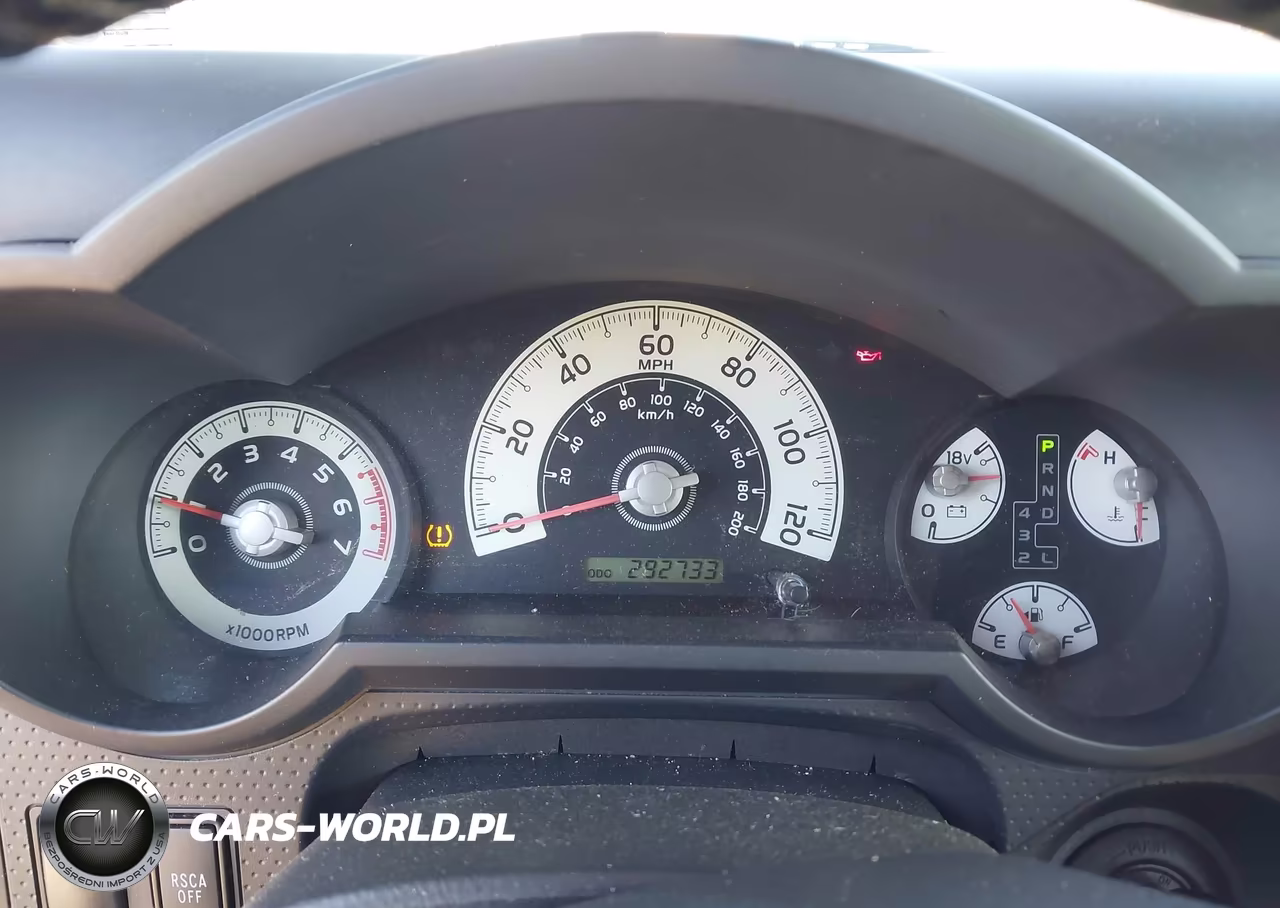 2010 Toyota Fj Cruiser VIN:JTEBU4BF7AK073941 - 7