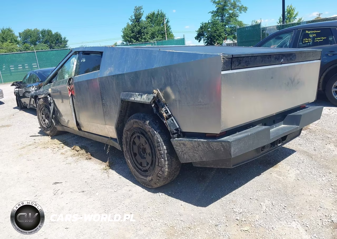 2025 Tesla Cybertruck All-Wheel Drive VIN:7G2CEHED0SA059900 - 3