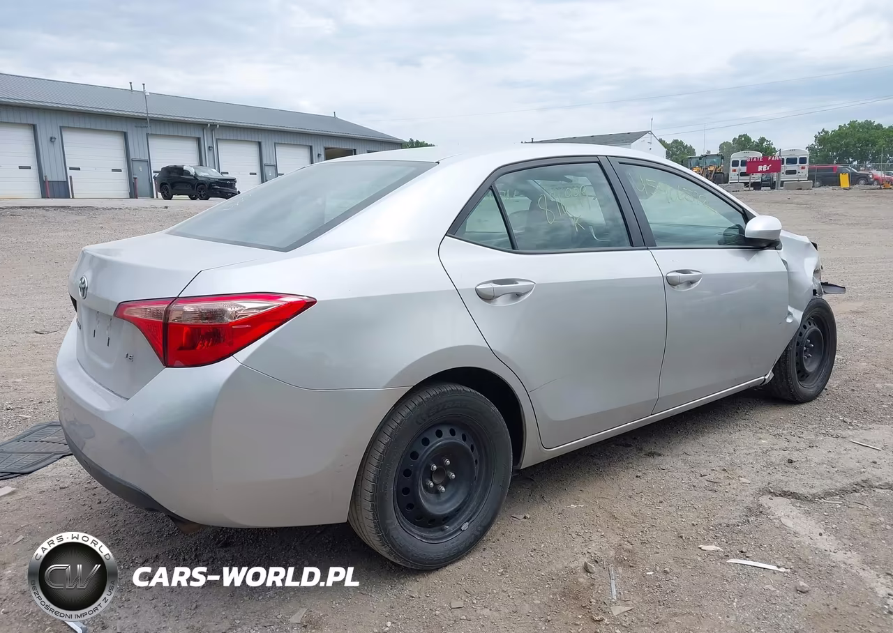 2019 Toyota Corolla Le VIN:5YFBURHE7KP896999 - 4
