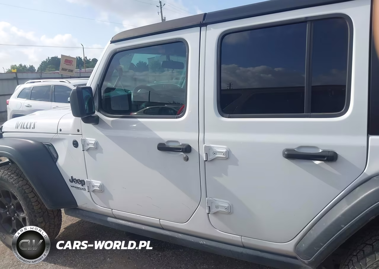 2021 Jeep Wrangler Unlimited Willys 4X4 VIN:1C4HJXDG8MW649984 - 14