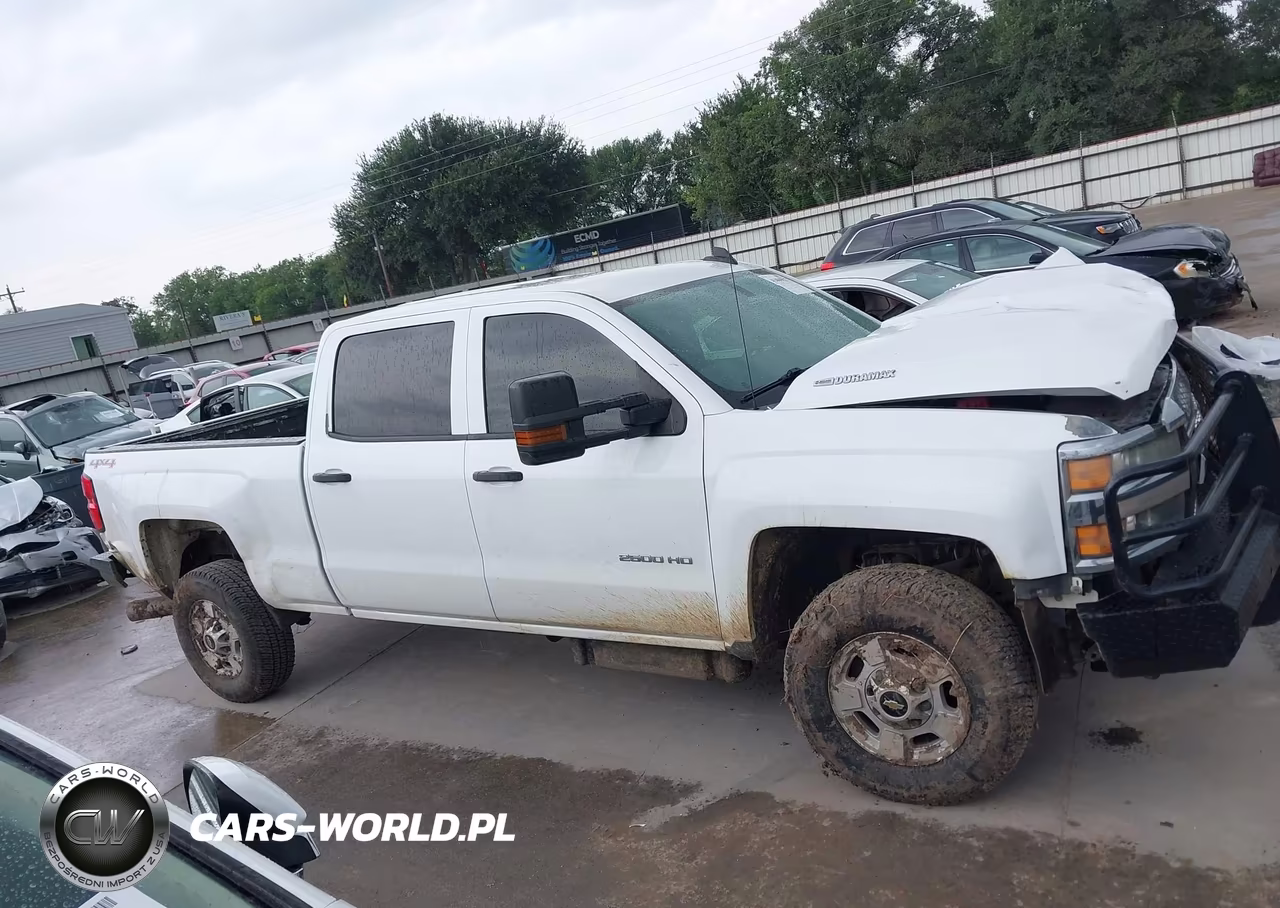 2015 Chevrolet Silverado 2500Hd Wt VIN:1GC1KUE8XFF511998 - 14