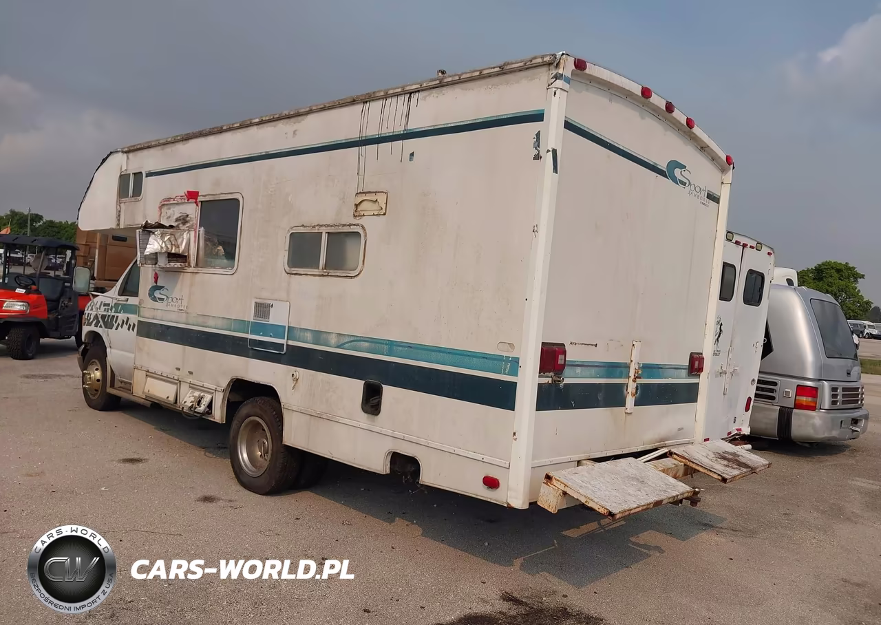 1997 Ford Econoline E350 Cutaway Van VIN:1FDKE30S8VHA75742 - 3