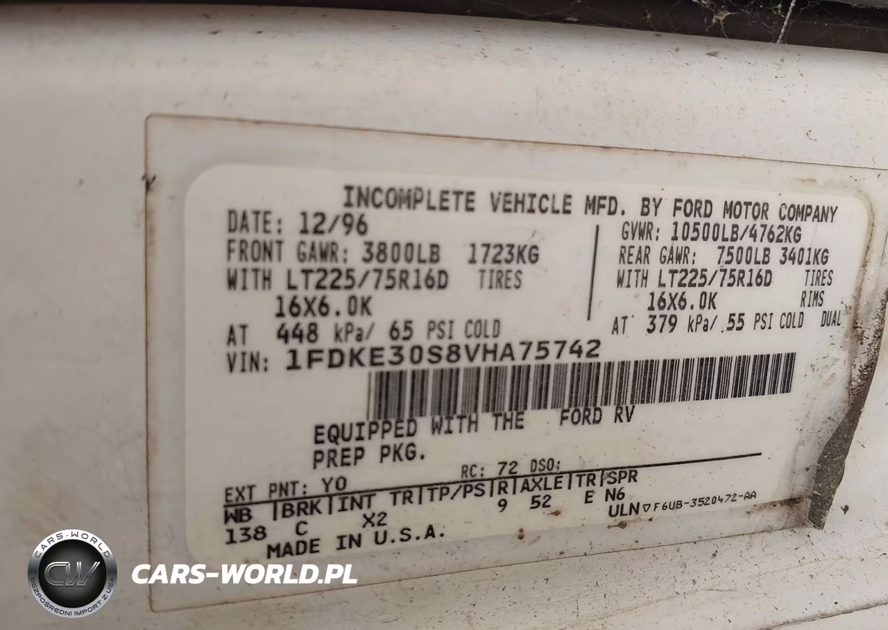 1997 Ford Econoline E350 Cutaway Van VIN:1FDKE30S8VHA75742 - 9