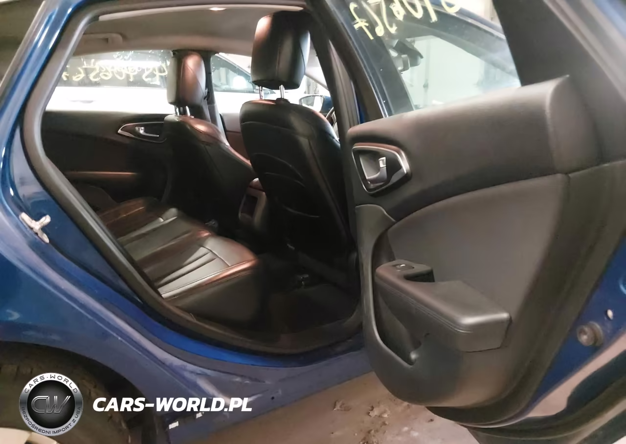 2016 Chrysler 200 Limited VIN:1C3CCCAB0GN153842 - 8