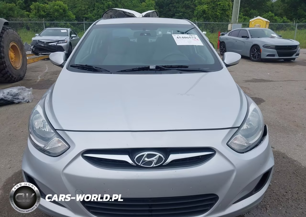 2013 Hyundai Accent Gls VIN:KMHCT4AE7DU323333 - 12