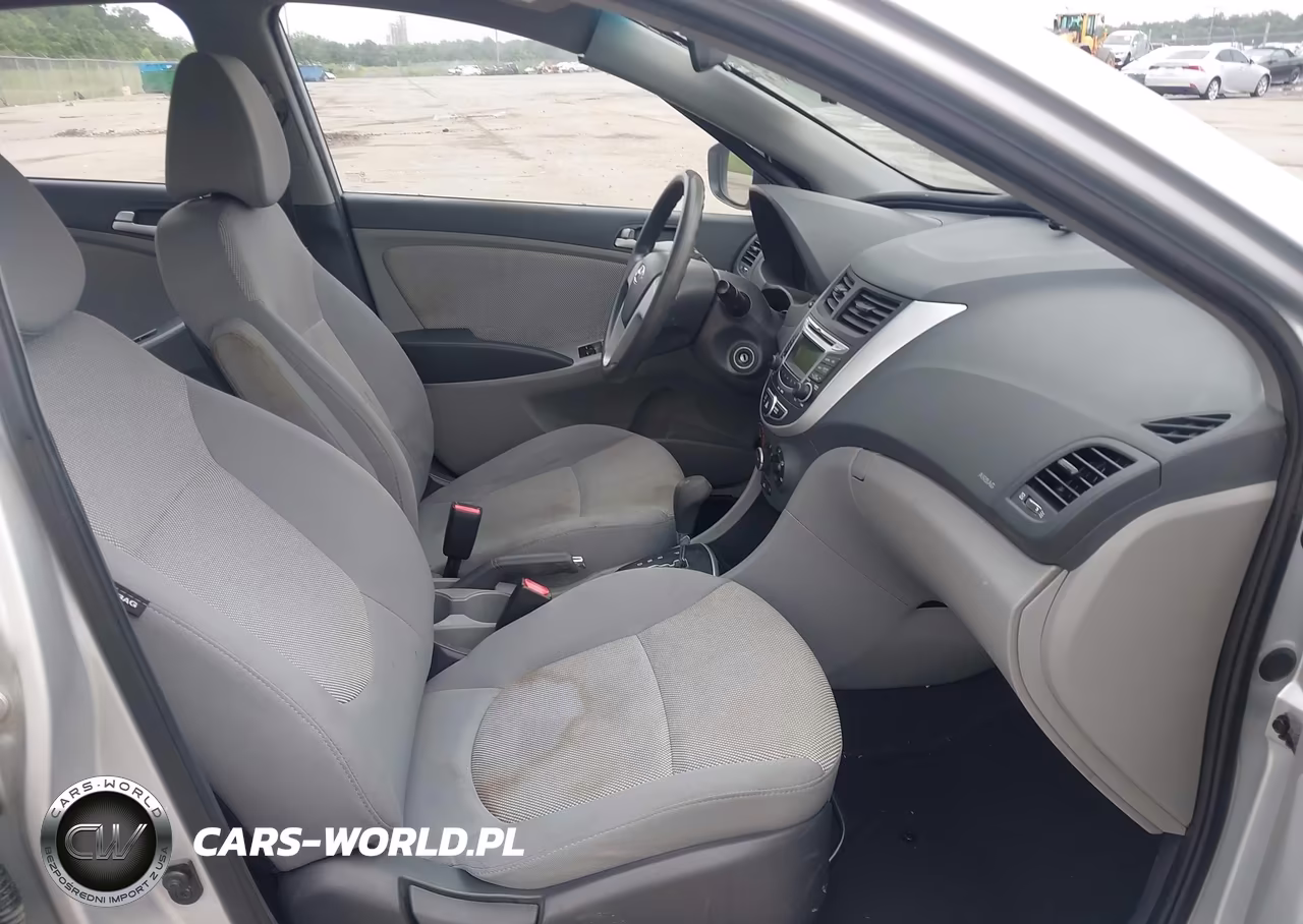 2013 Hyundai Accent Gls VIN:KMHCT4AE7DU323333 - 5