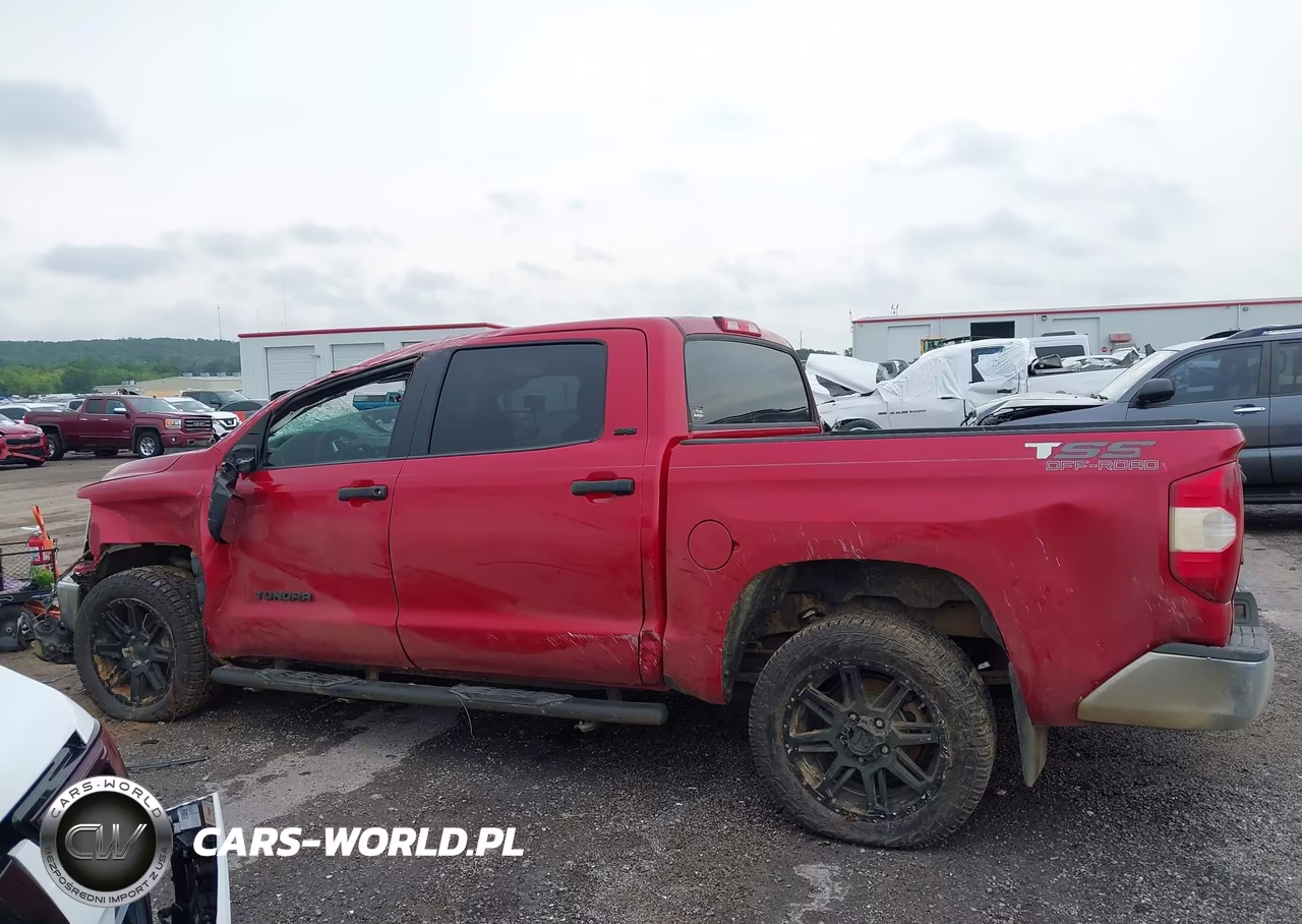 2018 Toyota Tundra Sr5 5.7L V8 VIN:5TFDW5F1XJX741262 - 13