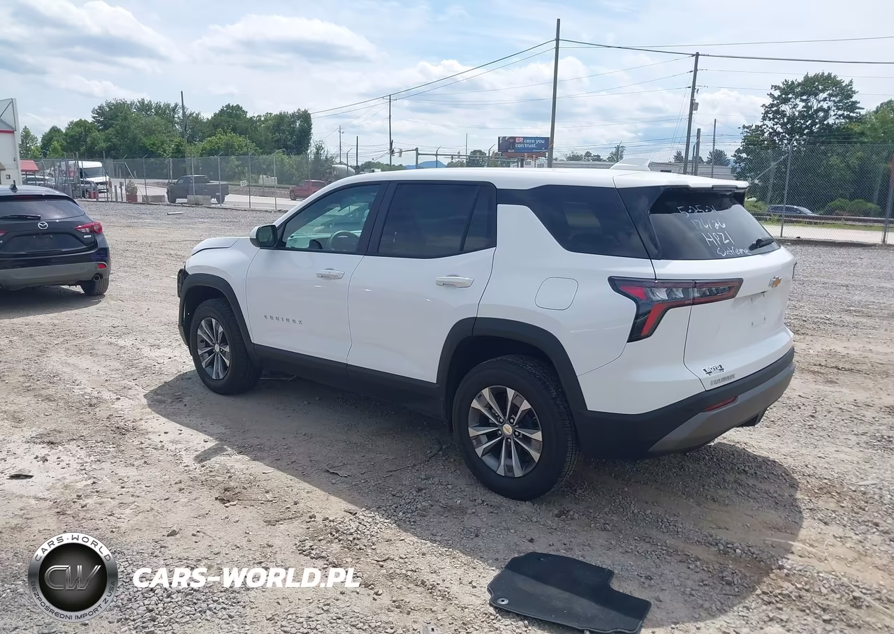 2026 Chevrolet Equinox Fwd Lt VIN:3GNAXHEG3TL257723 - 3