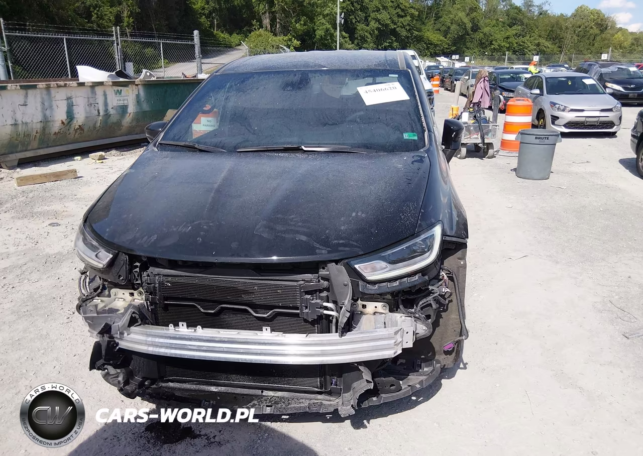 2026 Chrysler Pacifica Select VIN:2C4RC1BG6TR201166 - 12