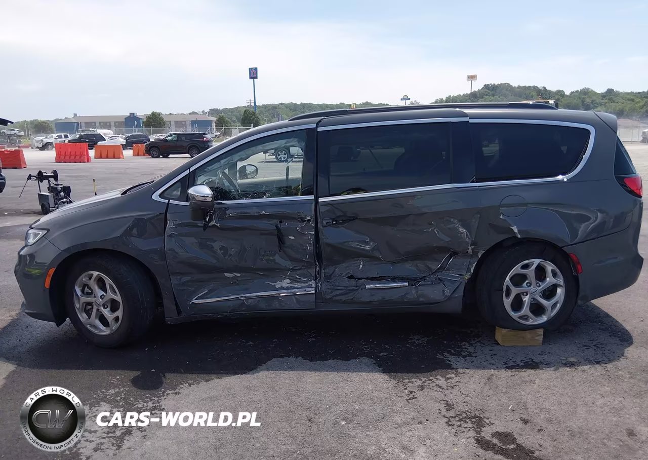 2022 Chrysler Pacifica Limited VIN:2C4RC1GG3NR110433 - 6