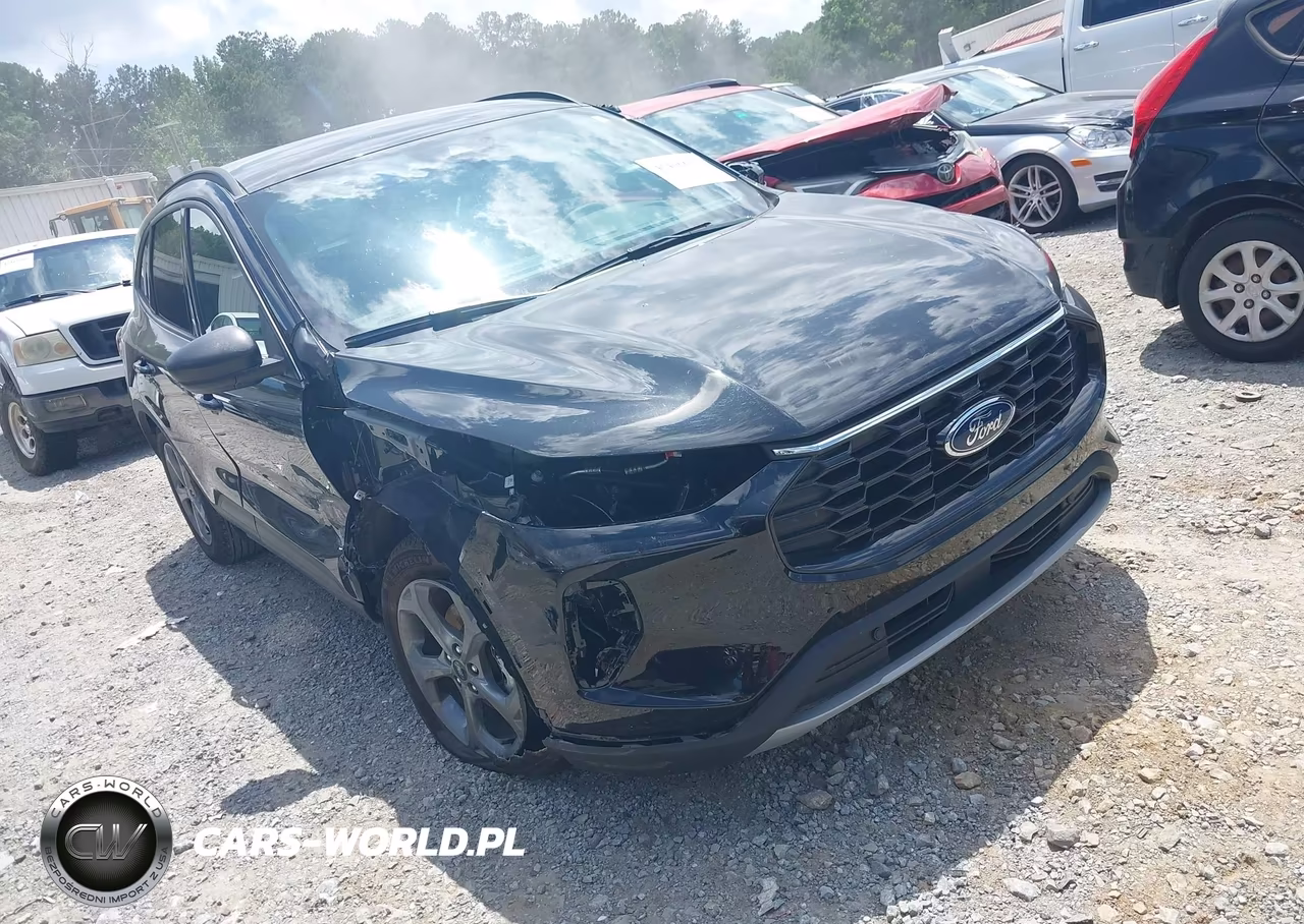 2025 Ford Escape St-Line – zdjęcie 1 z 16