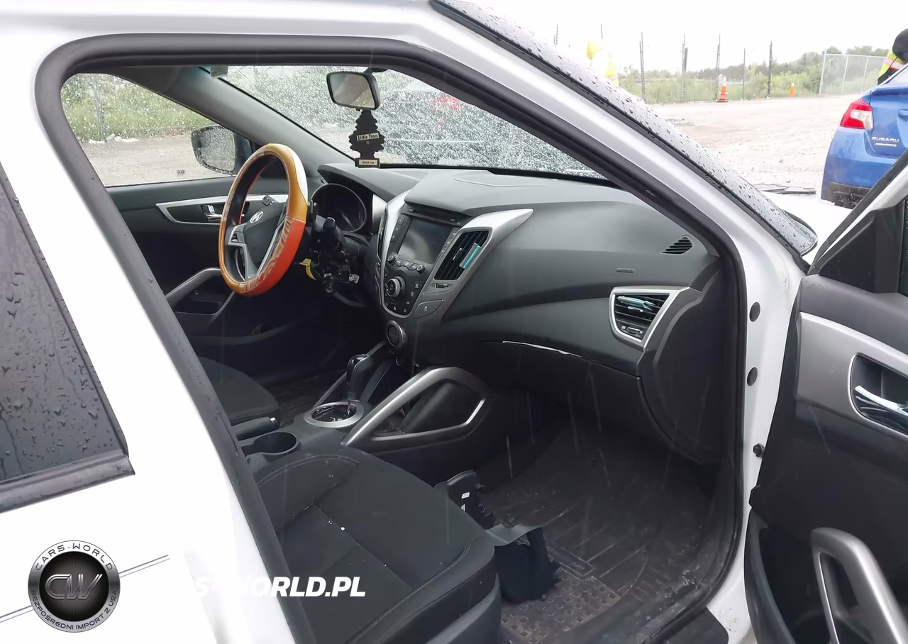 2016 Hyundai Veloster VIN:KMHTC6AD4GU264796 - 5