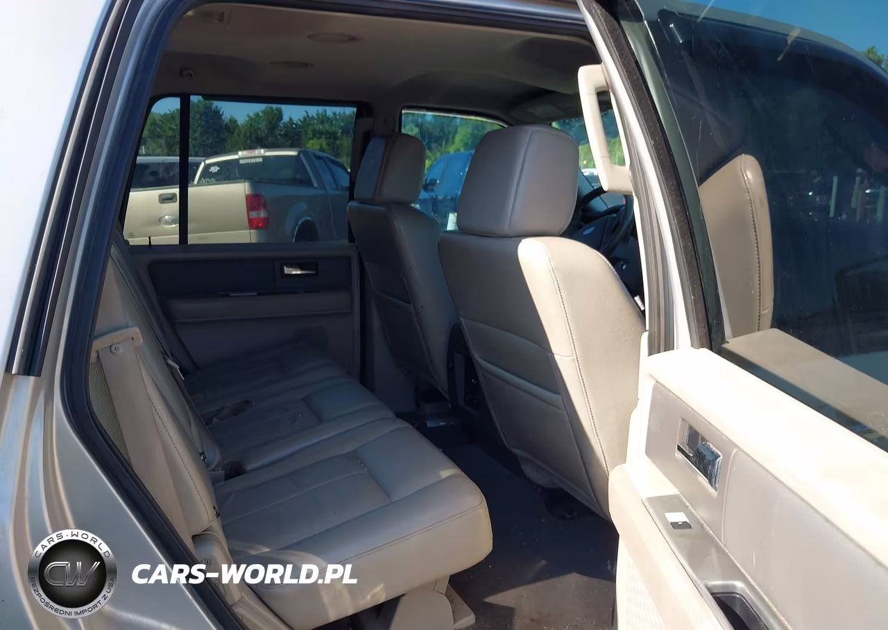 2007 Ford Expedition Xlt VIN:1FMFU16547LA35457 - 8