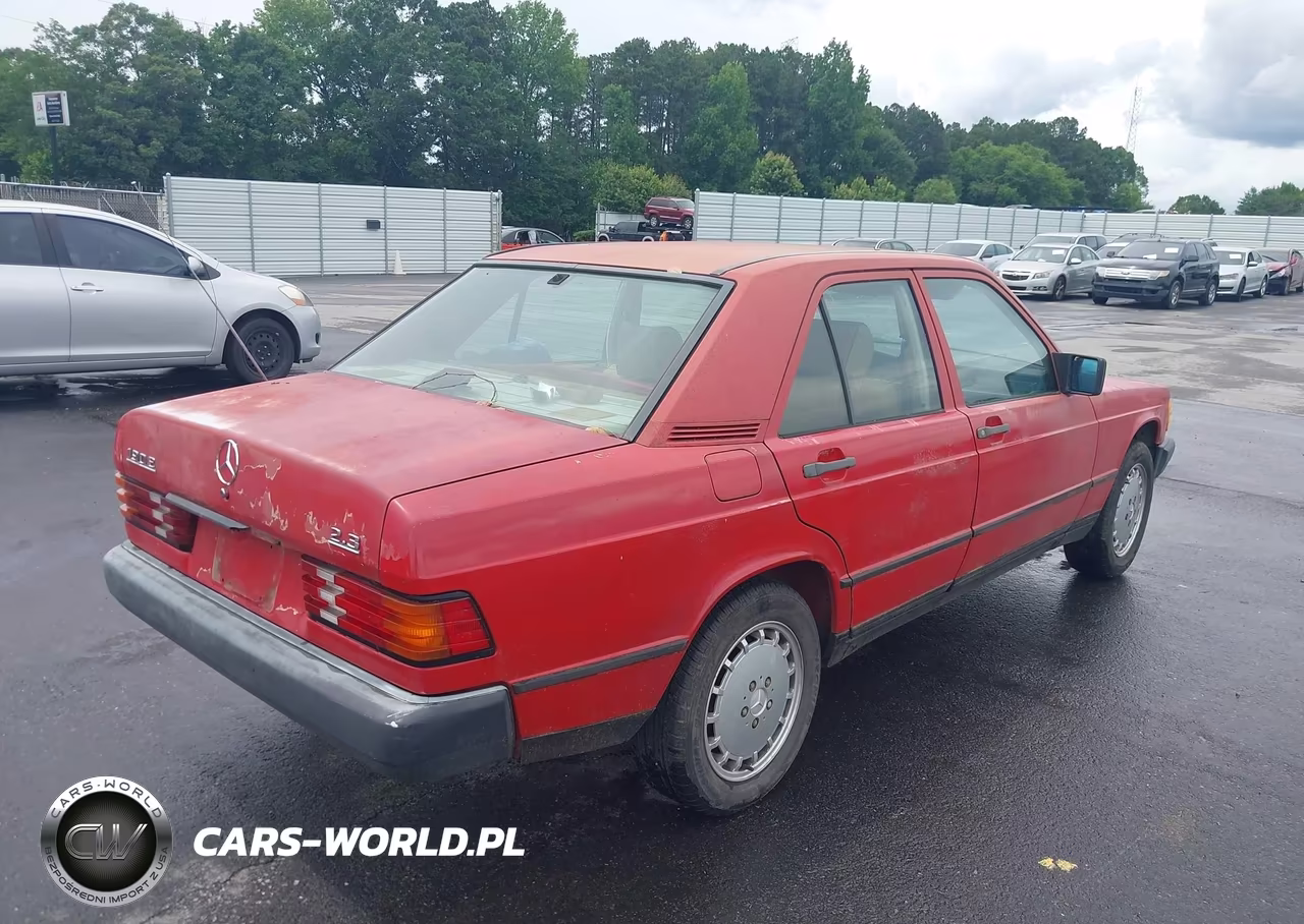 1988 Mercedes-Benz 190 E 2.3 VIN:WDBDA28D7JF533459 - 4