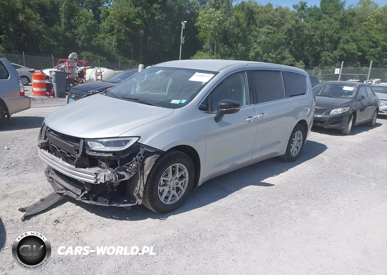 2024 Chrysler Pacifica Touring L VIN:2C4RC1BG4RR196980 - 2