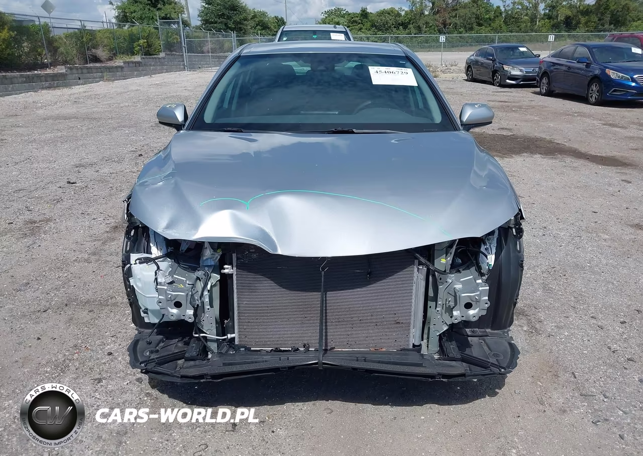 2022 Toyota Camry Le VIN:4T1C11AK1NU056251 - 12