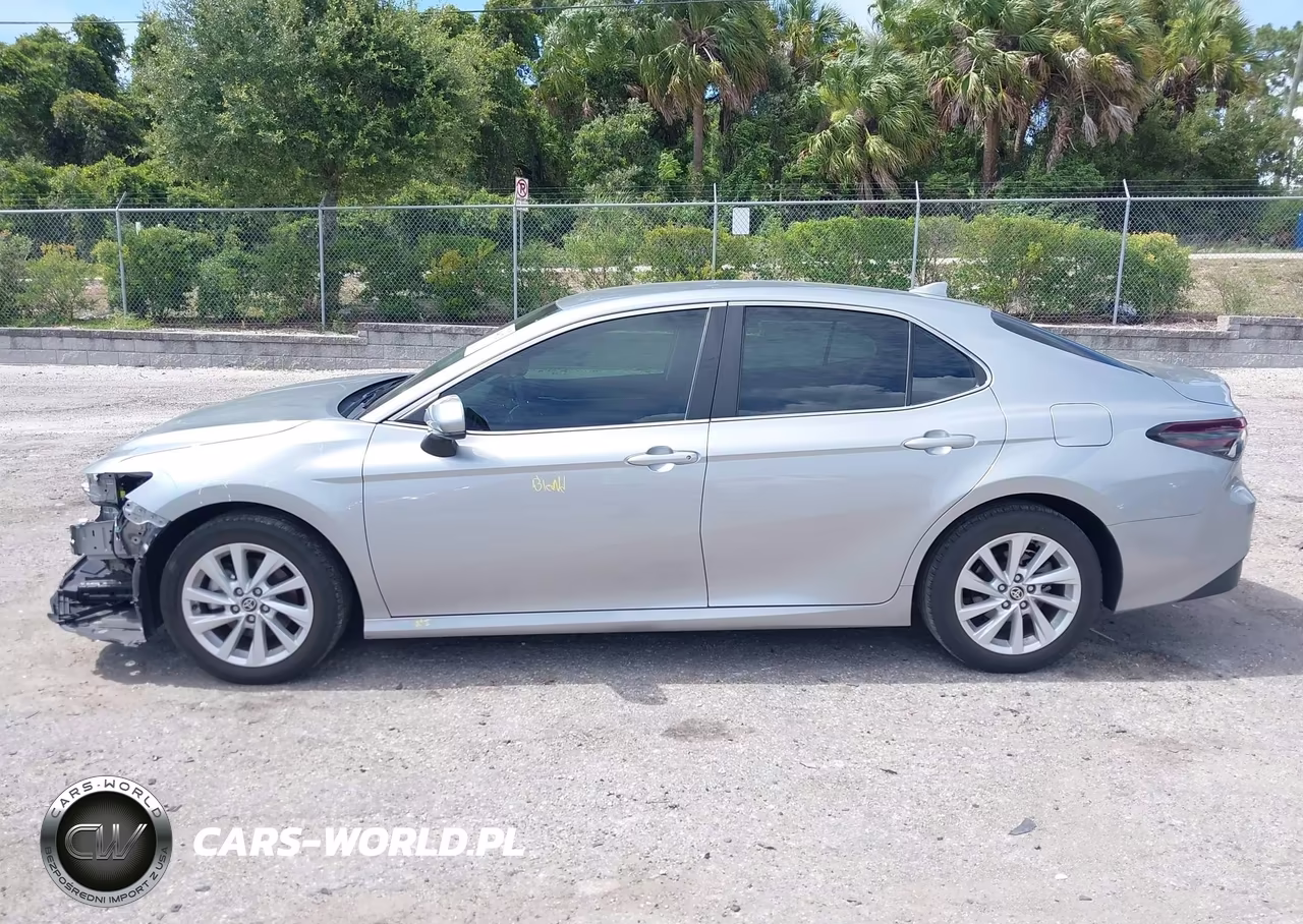 2022 Toyota Camry Le VIN:4T1C11AK1NU056251 - 14